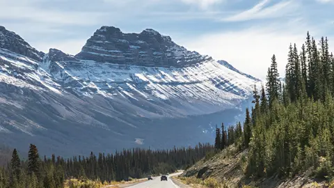 Travelling along the Icefield Parkway in the Canadian Rockies, Jasper to Banff